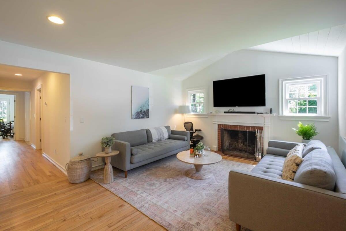 Heated Pool, Driftwood Cottage By Rovetravel East Hampton Esterno foto
