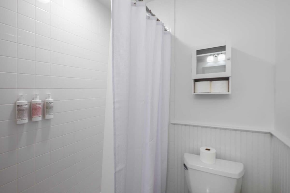 Heated Pool, Driftwood Cottage By Rovetravel East Hampton Esterno foto