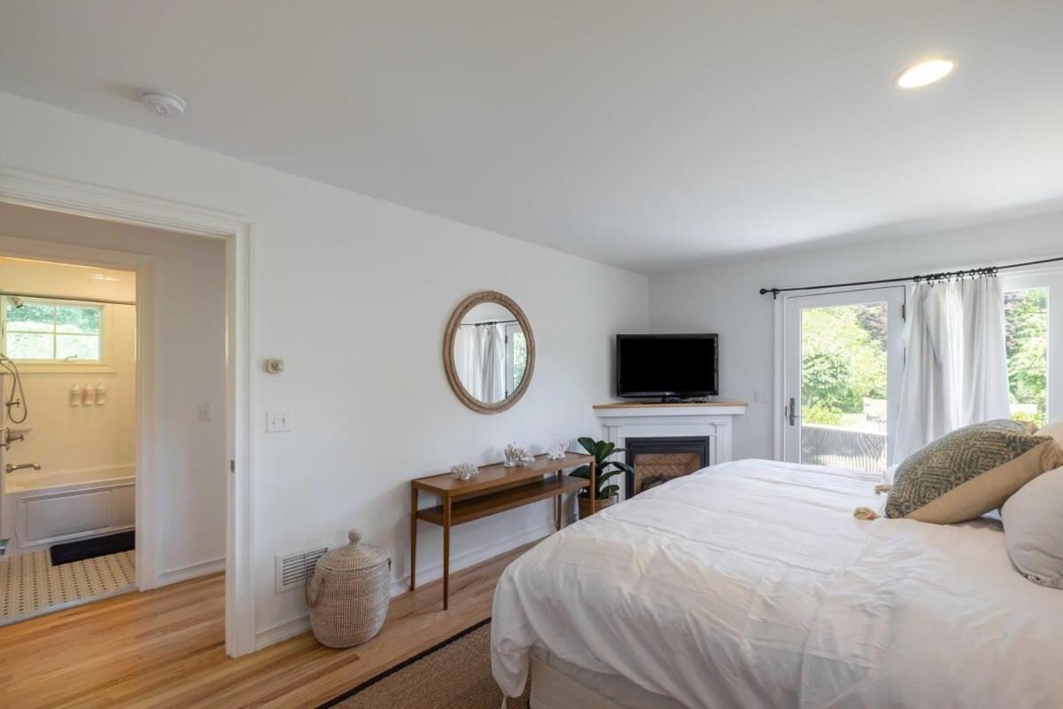 Heated Pool, Driftwood Cottage By Rovetravel East Hampton Esterno foto